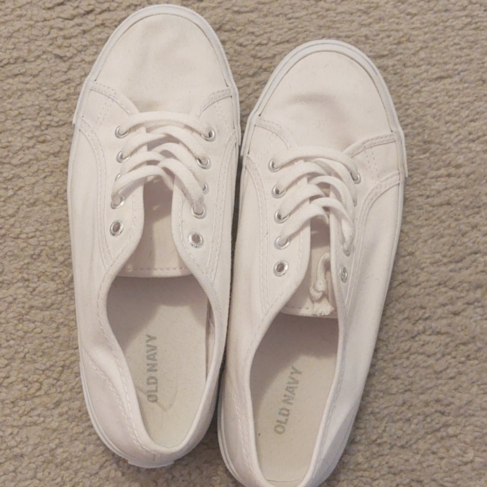 White Old Navy Canvas Shoes